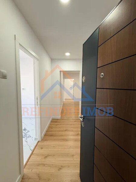 3 Camere Grand Arena, decomandat, renovat total